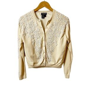 1990s Vintage J. Peterman Company Cropped Beaded Cream Cardigan Size Small